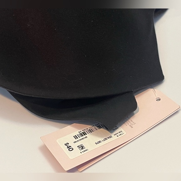 Ambrielle everyday t-shirt bra plunge , cleavage enhancing push up-black, 38B - Picture 4 of 4